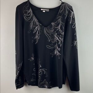 Chico's Silver Floral Design on Black Top Size 2 (Large)